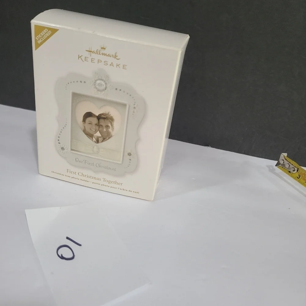 Hallmark Keepsake Ornament 2011 photo frame  First Christmas Together